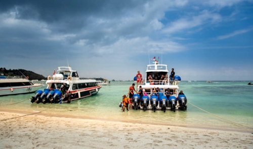 Ferry to Banjar Nyuh